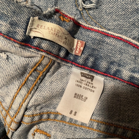 ✨womens denim Levi’s jeans with white painted crosses✨ - Picture 10 of 10